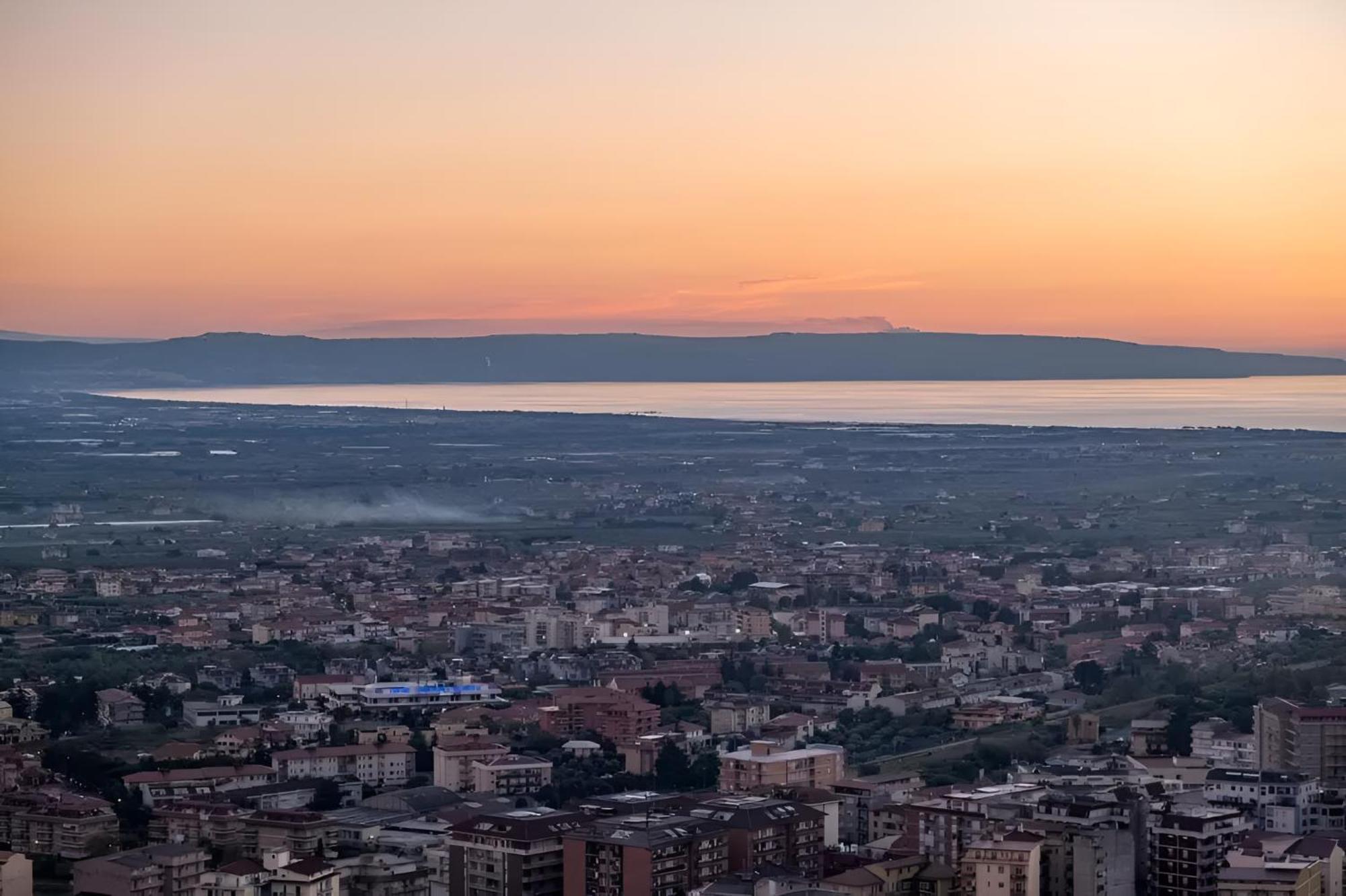 Modern Apt Reventino - Le Lincelle, Lamezia Sant'Eufemia Lamezia Luaran gambar